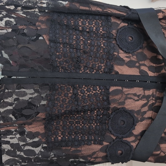 Byron Lara Elegant Black Lace Dress - Picture 2 of 2